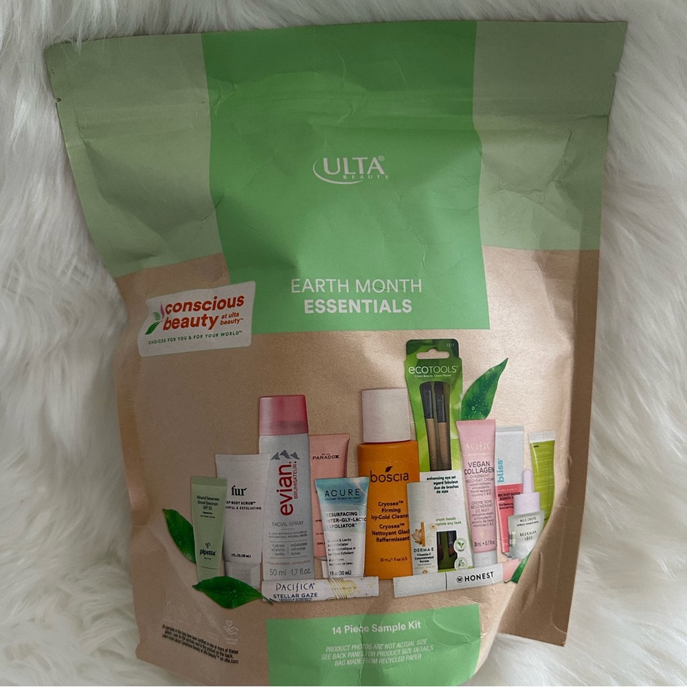 NWT 💚Ulta Earth Month Essentials Discovery Kit